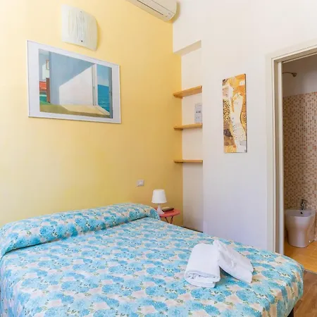 Casa Arsella 3* Viareggio